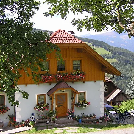 Ferienhaus Pirker Gospodarstwo agroturystyczne *